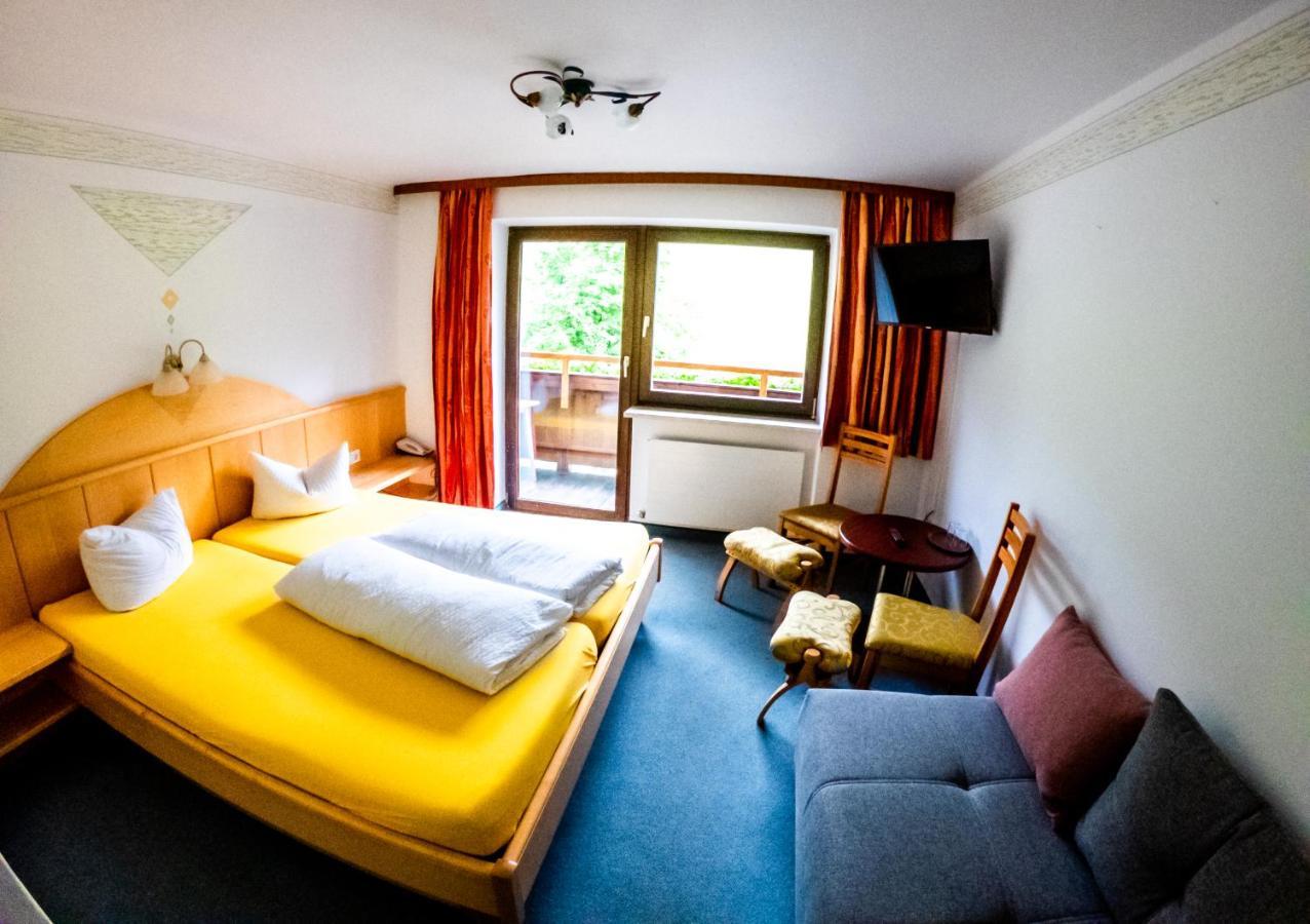 Hotel Christoffel Нийдерау Екстериор снимка